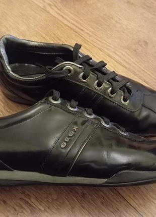 Кросівки geox. 38 розмір. довжина за устілкою до 24,5 см.