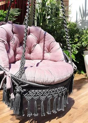 Подвесное кресло макраме, с узором "бабочки" на спинке.