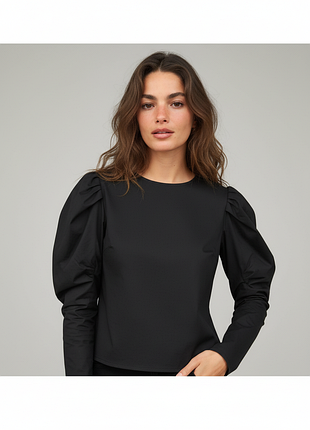 Шикарная блузка от acne оригинал!