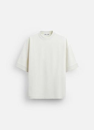 Тепла футболка zara оверсайз молочний колір 161025