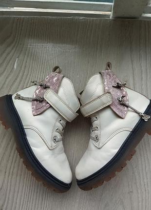 Ботинки демисезонные для девочки 31 размер