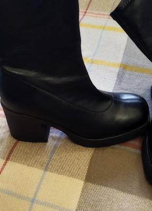 Ботинки осенние на устойчивом каблуке