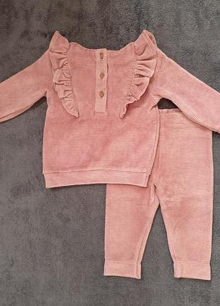 Дитячий рожевий велюровий костюм на дівчинку tu на 3-6 місяця.