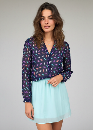 Красивая блузочка, юбка в подарок)