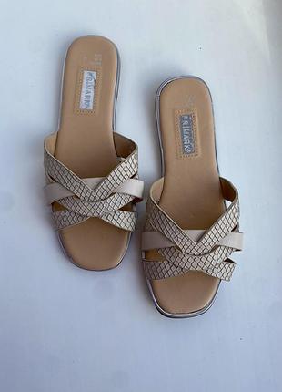 Жіночі шльопки