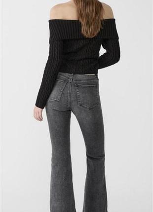 Джинси кльош від stradivarius