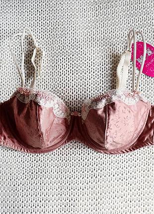 Новый пыльно розовый бюстгальтер, размер 75 c