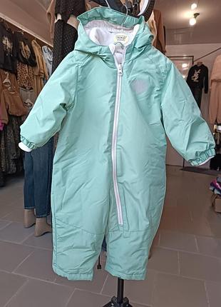 Комбінезон універсальний,підійде як хлопчику так і дівчинці