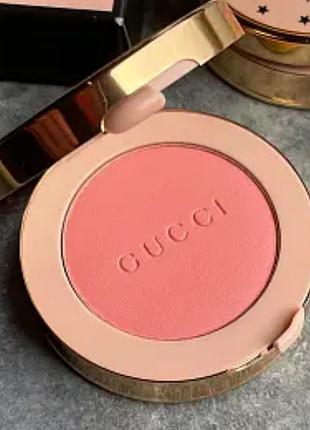 Рум'яна gucci