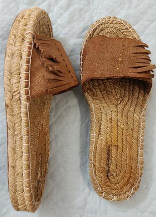 Шлепки с жгута натурального