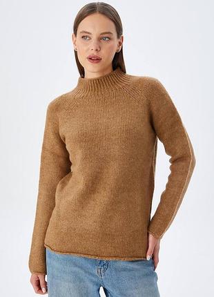 Женский теплый свитер гольф под горло