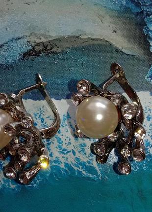 Красивые нежные серьги морские кораллы и жемчужина серебристые