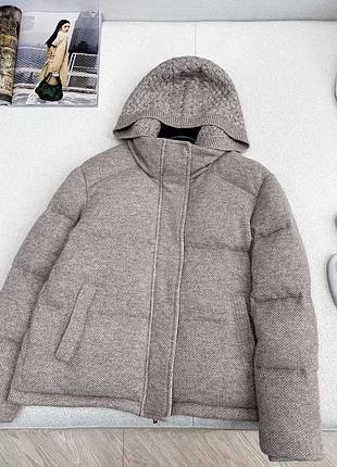 Жіноча куртка