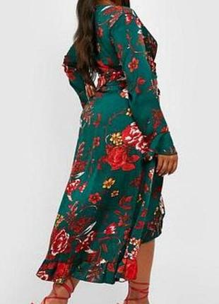 Новое женское платье-халат на запах