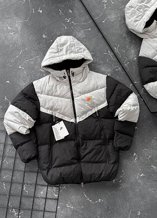 Куртка повна наявність на базі☺️
т.р. ( +2 / -15 )
матеріал:поліестер/холофайбер.
сезон: зима
розміри: s-m-l-xl-xxl