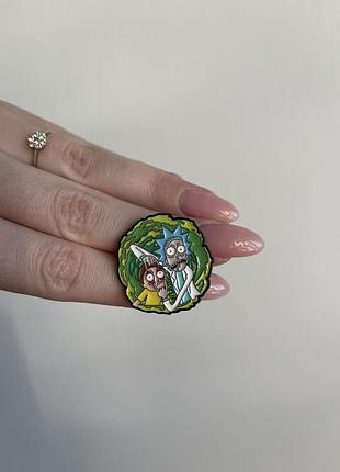 Пін значок металевий брошка рік і морті: портальний стрибок