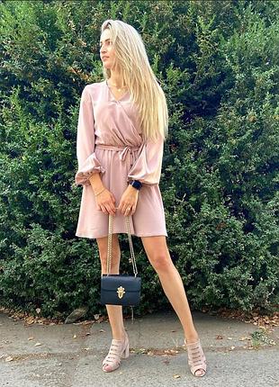 Сукня з довгим рукавом