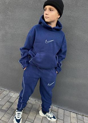 Детский флисовый спортивный костюм на мальчика с логотипом вышивкой худи с капюшоном с брюками джоггерами