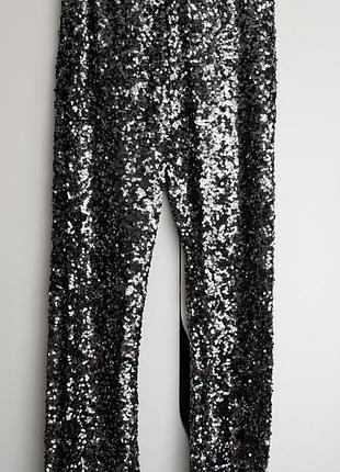 Леггинсы у лелетки zara