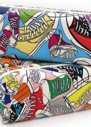 Пенал-косметичка р0886 кеди на блискавці