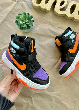 Стильні, якісні та зручні зимові хайтопи або зимові чоботи! утеплені- овчиною (вовною), устілка – овчина (вовна).