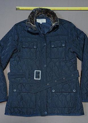 Плечи 41 см firetrap 
 черная куртка с поясом на синтепоне 100% polyester 
size 12