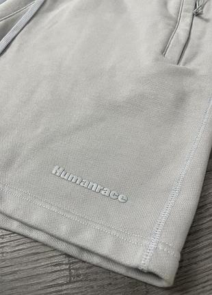 Шорты adidas humanrace 2