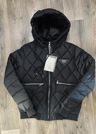 Демісезонна стьобана куртка