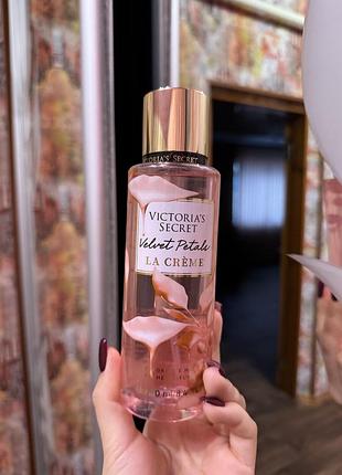Спрей victoria's secret velvet petals la creme