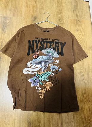 Жіноча футболка