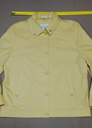 Плечі 45 см vintage dannimac  бежева вітровка made in england size uk  16
65% polyester 35% cotton