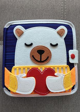 Фетровая книжка-бизиборд мишка