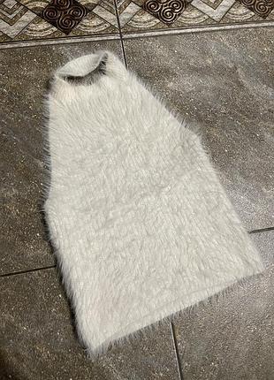 Білий пухнастий топ халтер zara