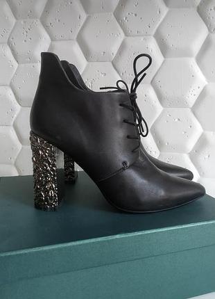 Ботильоны черные на каблуке демисезонные ботинки
