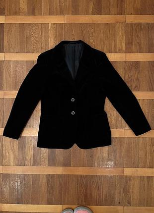 Піджак з оксамиту