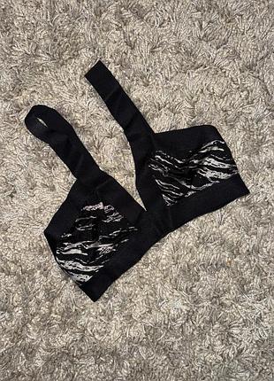 Бра-топ h&m чорний з сірим принтом, розмір 38 (b75)