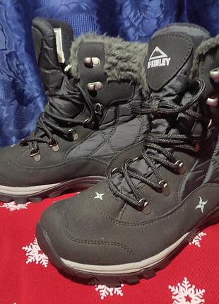 Женские зимние ботиночки mckinley