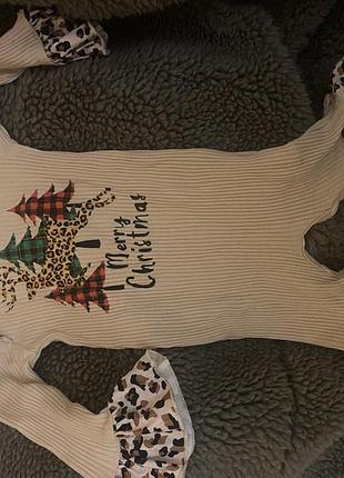 Новорічний одяг перший для дівчинки