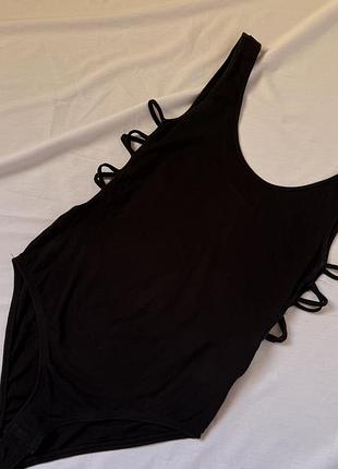 Ніжний і стильний образ боді sinsay