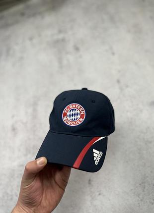 Adidas fc bayern munchen кепка оригінал