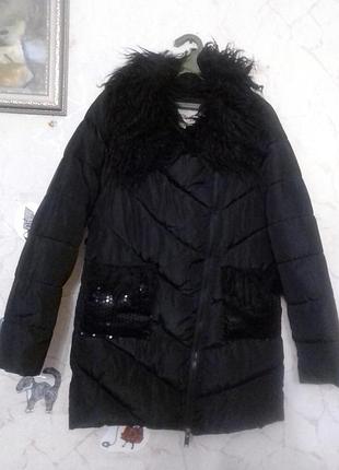 Пуховик зимовий.