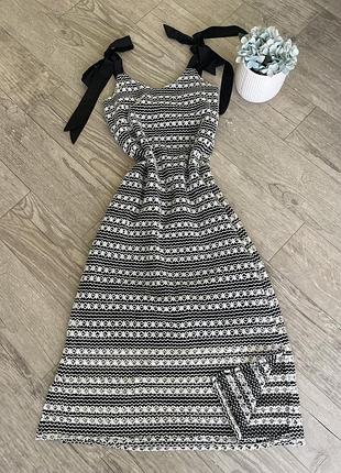 Сукня сарафан вʼязка, ажурна, плетіння чорно-біла з розрізами