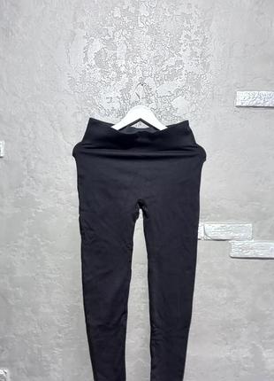 Жіночі спортивні лосіни із пуш ап ефектом