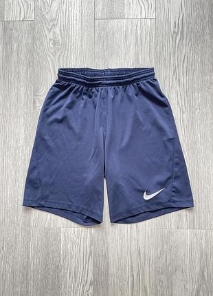 Круті шорти для спорту nike розмір с