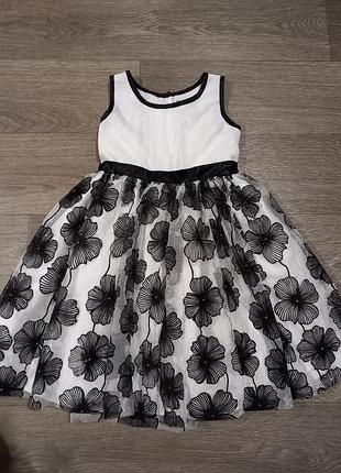 Платье на 7-8 лет