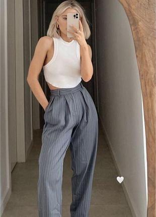 Брюки в полоску