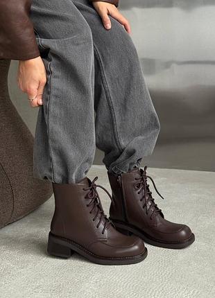 Ботинки кожаные с анатомическим мысом