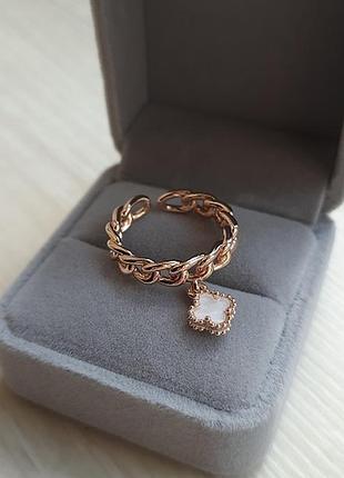 Кільце конюшина, медсталь, позолота, позолочене