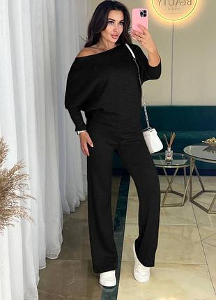 Костюм женский