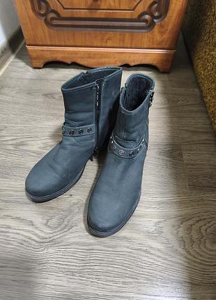 Ботинки. размер 7.5